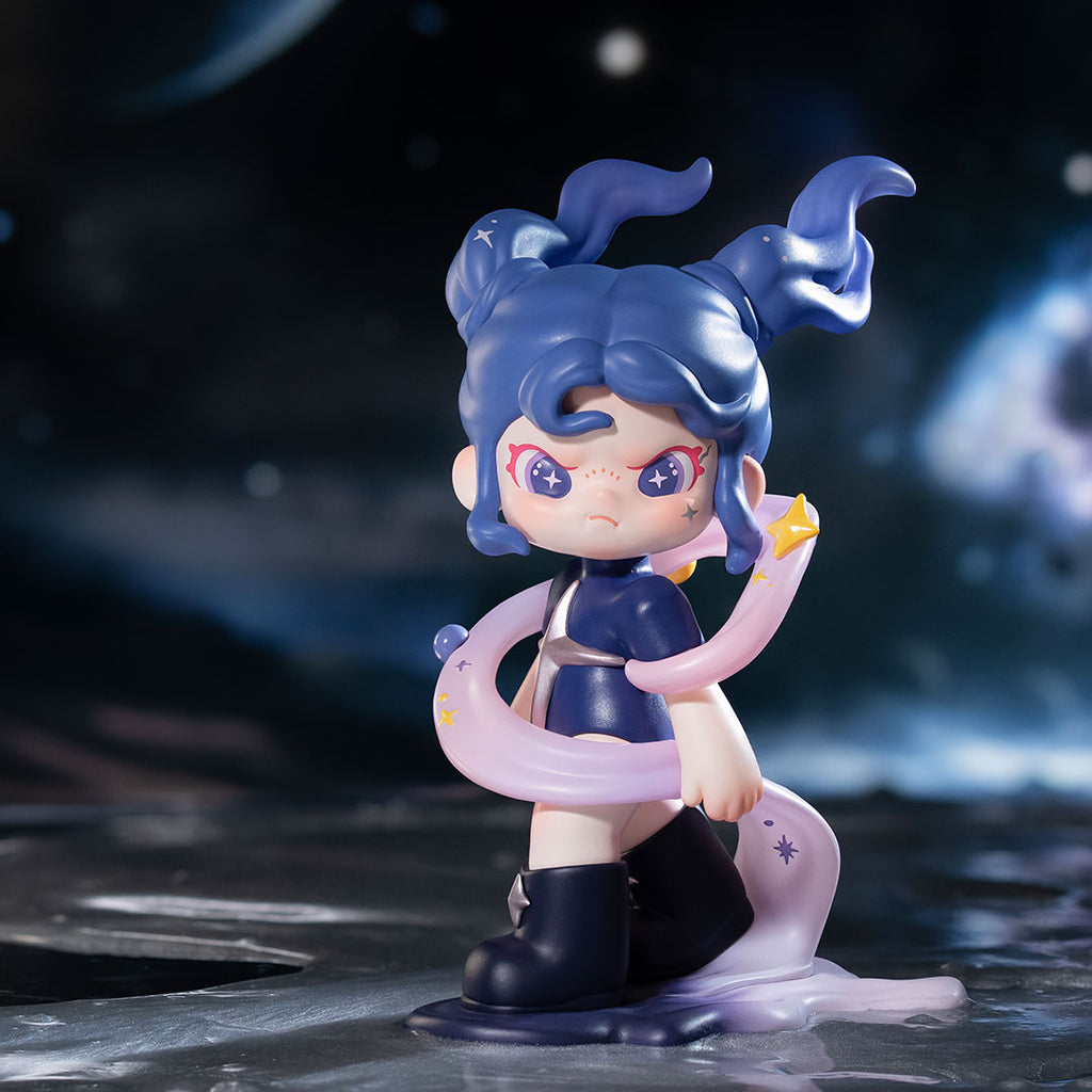 DORA Material Vistas series figures